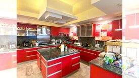 6 Bedroom House for sale in South Triangle, Metro Manila near MRT-3 Quezon Avenue