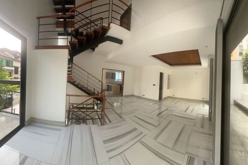 5 Bedroom House for sale in McKinley Hill, Metro Manila