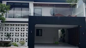 5 Bedroom House for sale in Quiapo, Metro Manila near LRT-1 Carriedo