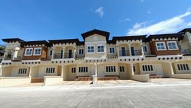 4 Bedroom Townhouse for sale in Almanza Dos, Metro Manila