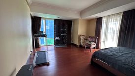 4 Bedroom Condo for sale in Urdaneta, Metro Manila near MRT-3 Ayala