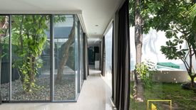 10 Bedroom House for rent in Khlong Tan Nuea, Bangkok