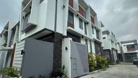 3 Bedroom Townhouse for sale in Katipunan, Metro Manila near LRT-1 Roosevelt