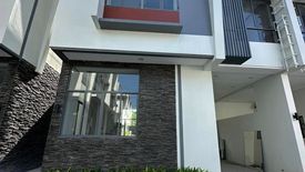 3 Bedroom Townhouse for sale in Katipunan, Metro Manila near LRT-1 Roosevelt