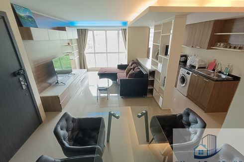 2 Bedroom Condo for sale in Le Champs Premium Condominium, Phlapphla, Bangkok near MRT Mahatthai