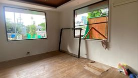 5 Bedroom House for rent in Bel-Air, Metro Manila
