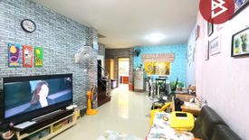 3 Bedroom Townhouse for sale in Bang Krachao, Samut Sakhon