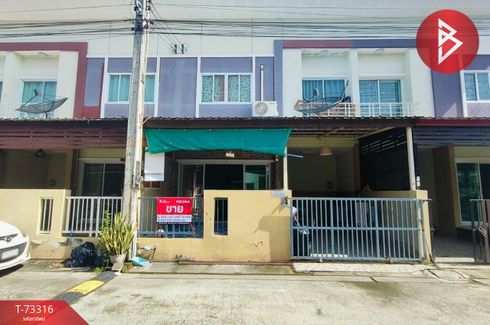 3 Bedroom Townhouse for sale in Bang Phra, Chachoengsao