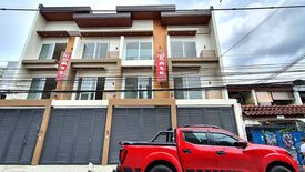 4 Bedroom House for sale in Central, Metro Manila