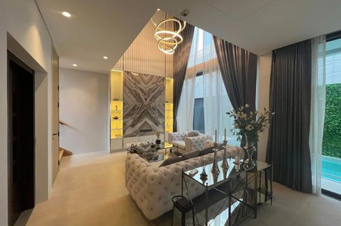 4 Bedroom House for sale in The Urban Reserve Rama 9-Motorway, Suan Luang, Bangkok