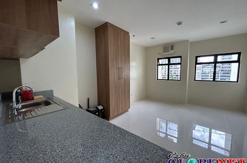 1 Bedroom Condo for sale in Midpoint Residences, Umapad, Cebu