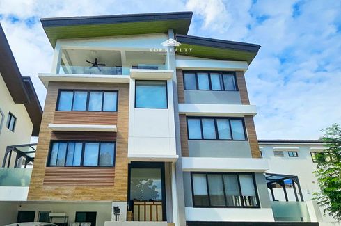 5 Bedroom House for sale in McKinley Hill, Metro Manila