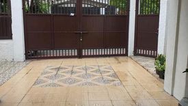 4 Bedroom House for sale in Talon Dos, Metro Manila