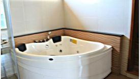 House for rent in Talon Dos, Metro Manila