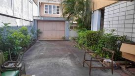 House for sale in Barangay 18, Metro Manila near LRT-1 Gil Puyat