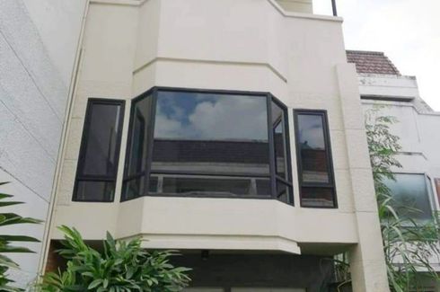 4 Bedroom Townhouse for sale in Lat Yao, Bangkok