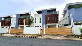 4 Bedroom House for sale in Fairview, Metro Manila