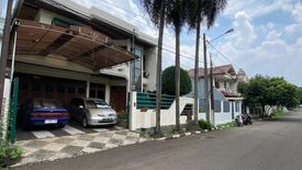 Rumah dijual dengan 6 kamar tidur di Cibubur, Jakarta