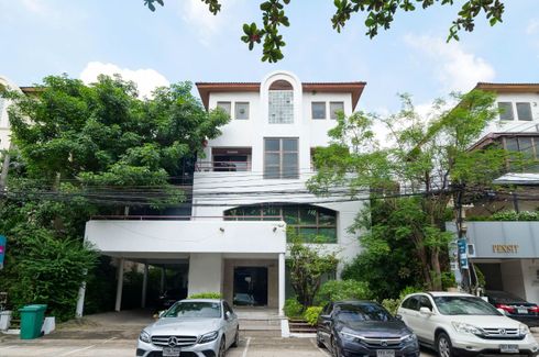 Office for sale in Phlapphla, Bangkok
