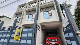 4 Bedroom House for sale in Socorro, Metro Manila near LRT-2 Araneta Center-Cubao