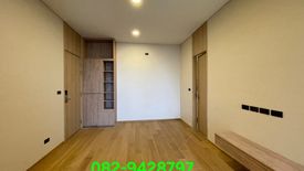 1 Bedroom Condo for sale in Siamese Exclusive Sukhumvit 42, Phra Khanong, Bangkok near BTS Ekkamai