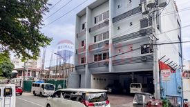 10 Bedroom Apartment for rent in Urdaneta, Metro Manila near MRT-3 Ayala