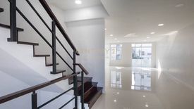 2 Bedroom Commercial for sale in Sam Sen Nok, Bangkok near MRT Sutthisan