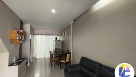 3 Bedroom Townhouse for sale in Modern Town Ekachai 62/1, Bang Bon, Bangkok