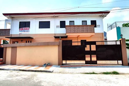 3 Bedroom Townhouse for sale in Culiat, Metro Manila