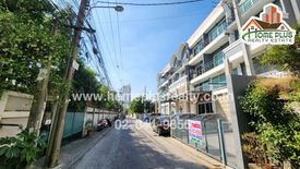 3 Bedroom Commercial for sale in Chan Kasem, Bangkok near MRT Phawana