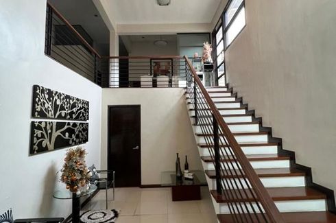 4 Bedroom House for rent in White Plains, Metro Manila