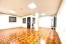 1 Bedroom Commercial for rent in Bangkal, Metro Manila near MRT-3 Magallanes