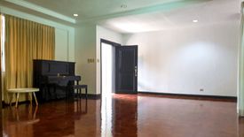 4 Bedroom House for rent in Dasmariñas North, Metro Manila near MRT-3 Magallanes