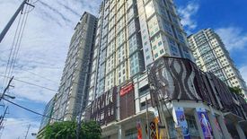 Condo for sale in Urdaneta, Metro Manila near MRT-3 Ayala