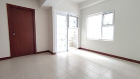 1 Bedroom Condo for sale in Paseo De Roces, Pio Del Pilar, Metro Manila