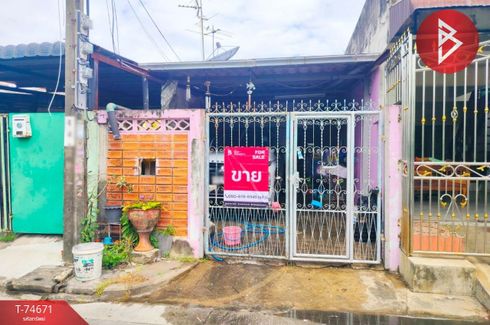 1 Bedroom Townhouse for sale in Khlong Song Ton Nun, Bangkok