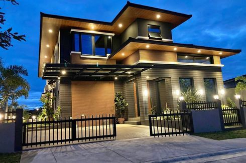 6 Bedroom House for sale in Canlubang, Laguna