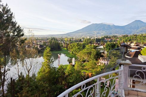 Villa disewa dengan 6 kamar tidur di Cibadak, Jawa Barat