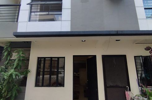 2 Bedroom Townhouse for sale in Pasong Tamo, Metro Manila