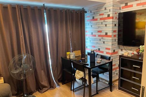 1 Bedroom Condo for sale in The Rise Makati, San Antonio, Metro Manila