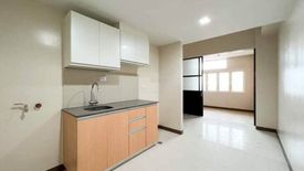 1 Bedroom Condo for sale in San Antonio Residence, Urdaneta, Metro Manila near MRT-3 Ayala