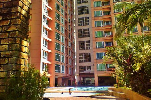 Condo for rent in Olympia, Metro Manila