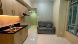 1 Bedroom Condo for sale in Salcedo Square, San Lorenzo, Metro Manila