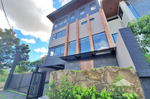 6 Bedroom House for sale in Tumana, Metro Manila