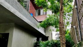 5 Bedroom House for sale in Khlong Tan Nuea, Bangkok