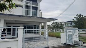 4 Bedroom House for sale in Batu Caves, Selangor