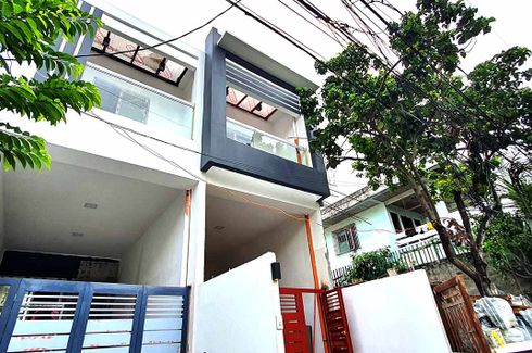 3 Bedroom House for sale in Tandang Sora, Metro Manila