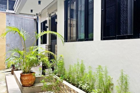 27 Bedroom Apartment for sale in Sambag II, Cebu