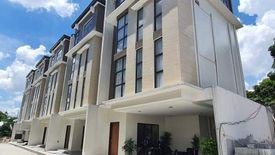 5 Bedroom Townhouse for sale in Culiat, Metro Manila