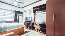 1 Bedroom Condo for sale in San Lorenzo, Metro Manila